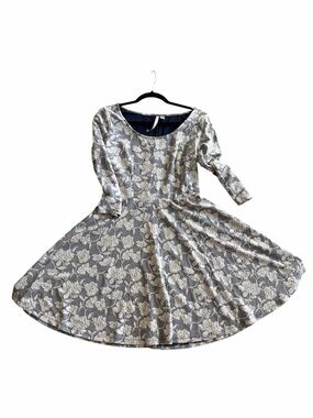 LC Lauren Conrad Gray and White Floral Fit-and-Flare Midi Dress